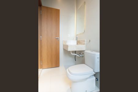 Apartamento à venda com 227m², 4 quartos e 2 vagasBanheiro suite 1