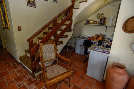 Casa para alugar com 250m², 2 quartos e 2 vagasEscritório