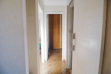 Apartamento à venda com 58m², 2 quartos e 1 vaga Apartamento à venda com 58m², 2 quartos e 1 vagaCorredor