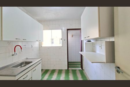 Cozinha  de apartamento para alugar com 3 quartos, 96m² em Pituba, Salvador