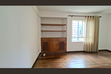 Apartamento para alugar com 96m², 3 quartos e 1 vaga Apartamento para alugar com 96m², 3 quartos e 1 vagaSala