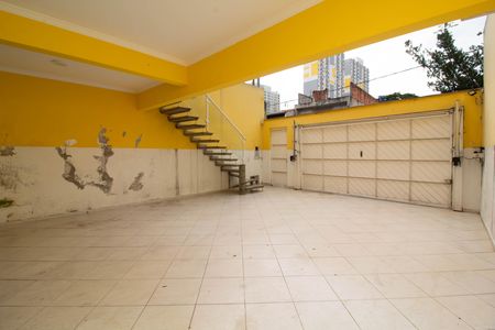 Casa para alugar com 400m², 4 quartos e 6 vagas Casa para alugar com 400m², 4 quartos e 6 vagasGaragem