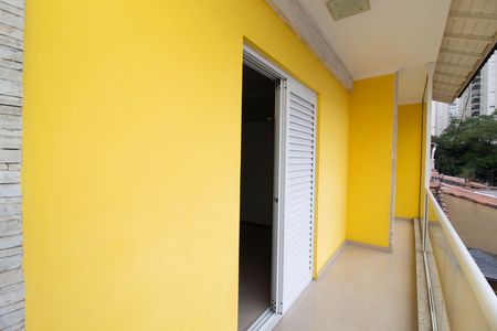 Casa para alugar com 400m², 4 quartos e 6 vagas Casa para alugar com 400m², 4 quartos e 6 vagasVaranda da Suíte