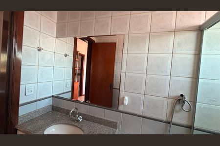 Apartamento para alugar com 79m², 3 quartos e 1 vagaBanheiro Corredor