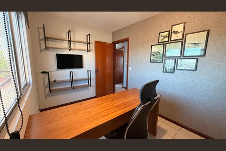 Apartamento para alugar com 79m², 3 quartos e 1 vagaEscritório