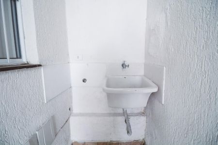 Casa para alugar com 30m², 1 quarto e sem vaga Casa para alugar com 30m², 1 quarto e sem vagaÁrea de Serviço