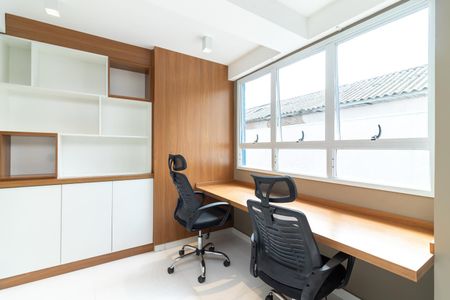 Apartamento para alugar com 68m², 2 quartos e sem vagaCoworking
