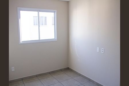 Apartamento para alugar com 2 quartos, 44m² em Guaratiba, Rio de Janeiro