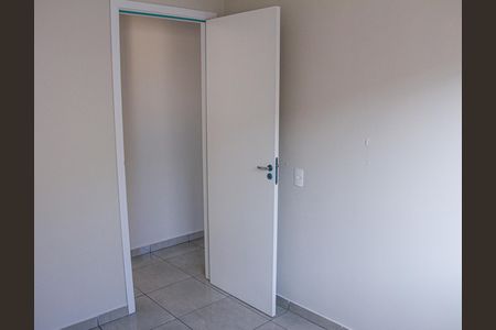 Apartamento para alugar com 2 quartos, 44m² em Guaratiba, Rio de Janeiro