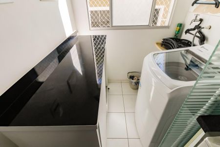 Área de Serviço de apartamento para alugar com 2 quartos, 48m² em Parque Munhoz, São Paulo
