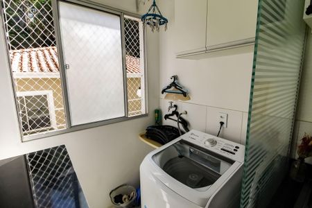 Área de Serviço de apartamento para alugar com 2 quartos, 48m² em Parque Munhoz, São Paulo