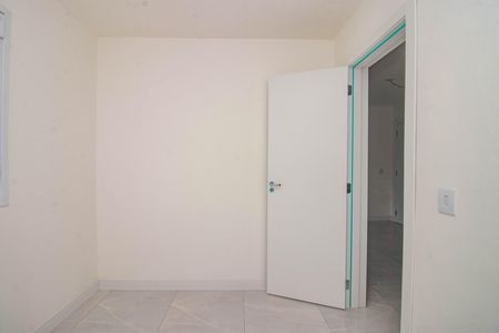 Quarto de apartamento para alugar com 2 quartos, 50m² em Jardim Sabará, Porto Alegre
