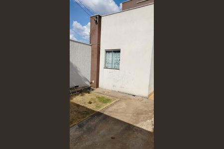 Casa à venda com 82m², 3 quartos e 1 vagaQuintal