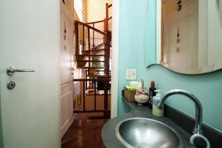 Casa de condomínio para alugar com 180m², 4 quartos e sem vaga Casa de condomínio para alugar com 180m², 4 quartos e sem vagaLavabo