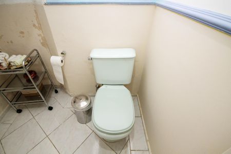 Casa de condomínio para alugar com 180m², 4 quartos e sem vaga Casa de condomínio para alugar com 180m², 4 quartos e sem vagaBanheiro Sala de Jogos