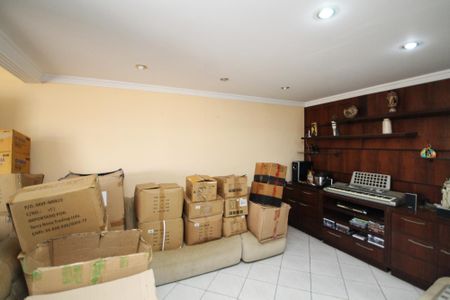 Casa de condomínio para alugar com 180m², 4 quartos e sem vaga Casa de condomínio para alugar com 180m², 4 quartos e sem vagaSala 3