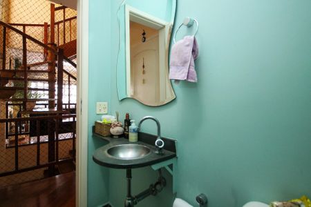 Casa de condomínio para alugar com 180m², 4 quartos e sem vaga Casa de condomínio para alugar com 180m², 4 quartos e sem vagaLavabo