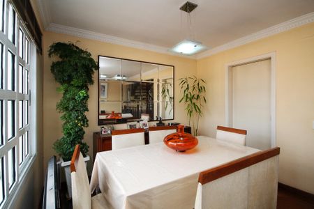 Casa de condomínio para alugar com 180m², 4 quartos e sem vaga Casa de condomínio para alugar com 180m², 4 quartos e sem vagaSala de Jantar