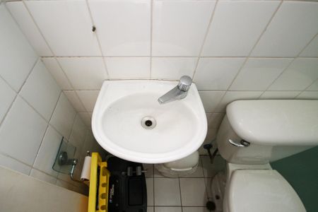 Casa de condomínio para alugar com 180m², 4 quartos e sem vaga Casa de condomínio para alugar com 180m², 4 quartos e sem vagaBanheiro Quarto de Serviço