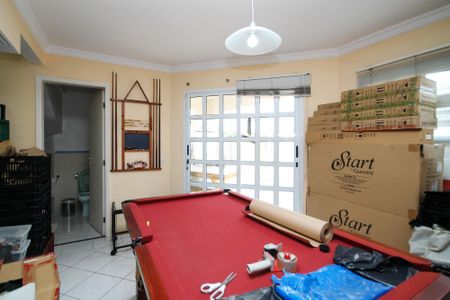 Casa de condomínio para alugar com 180m², 4 quartos e sem vaga Casa de condomínio para alugar com 180m², 4 quartos e sem vagaSala de Jogos