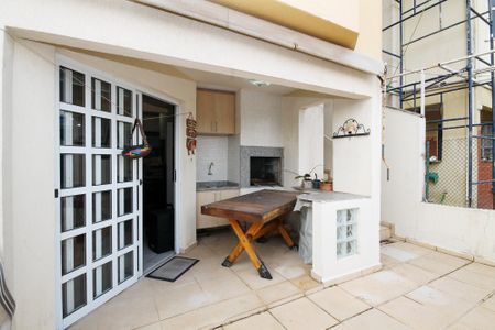 Casa de condomínio para alugar com 180m², 4 quartos e sem vaga Casa de condomínio para alugar com 180m², 4 quartos e sem vagaChurrasqueira