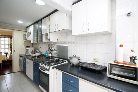 Casa de condomínio para alugar com 180m², 4 quartos e sem vaga Casa de condomínio para alugar com 180m², 4 quartos e sem vagaCozinha