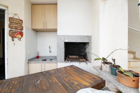 Casa de condomínio para alugar com 180m², 4 quartos e sem vaga Casa de condomínio para alugar com 180m², 4 quartos e sem vagaChurrasqueira