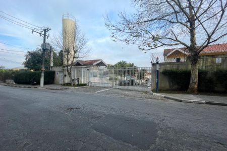 Casa de condomínio para alugar com 180m², 4 quartos e sem vaga Casa de condomínio para alugar com 180m², 4 quartos e sem vagaFachada Condomínio