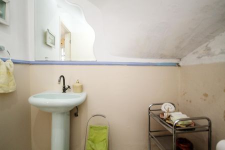 Casa de condomínio para alugar com 180m², 4 quartos e sem vaga Casa de condomínio para alugar com 180m², 4 quartos e sem vagaBanheiro Sala de Jogos