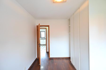 Apartamento para alugar com 130m², 3 quartos e 1 vaga Apartamento para alugar com 130m², 3 quartos e 1 vagaQuarto 3