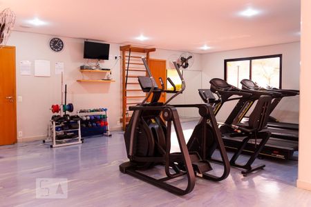 Apartamento para alugar com 130m², 3 quartos e 1 vaga Apartamento para alugar com 130m², 3 quartos e 1 vagaAcademia