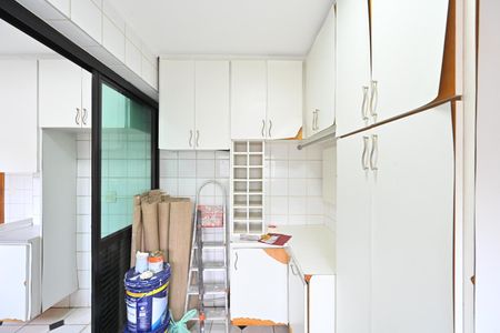 Apartamento para alugar com 130m², 3 quartos e 1 vaga Apartamento para alugar com 130m², 3 quartos e 1 vagaLavanderia