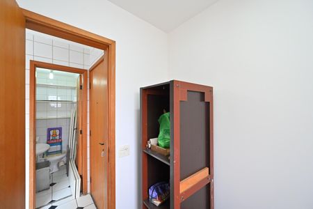 Apartamento para alugar com 130m², 3 quartos e 1 vaga Apartamento para alugar com 130m², 3 quartos e 1 vagaQuarto de Servico