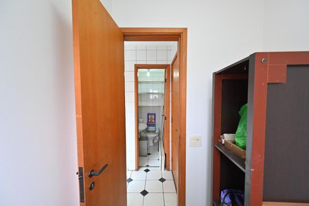 Apartamento para alugar com 130m², 3 quartos e 1 vaga Apartamento para alugar com 130m², 3 quartos e 1 vagaQuarto de Servico