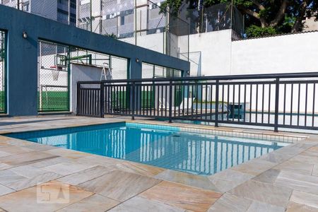 Apartamento para alugar com 130m², 3 quartos e 1 vaga Apartamento para alugar com 130m², 3 quartos e 1 vagaPiscina
