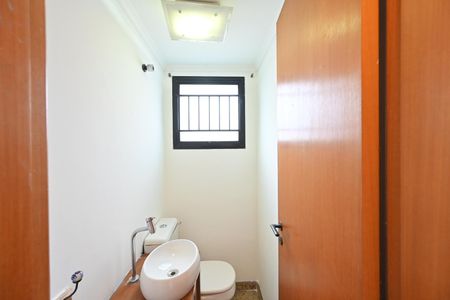 Apartamento para alugar com 130m², 3 quartos e 1 vaga Apartamento para alugar com 130m², 3 quartos e 1 vagaLavabo