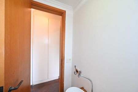 Apartamento para alugar com 130m², 3 quartos e 1 vaga Apartamento para alugar com 130m², 3 quartos e 1 vagaLavabo