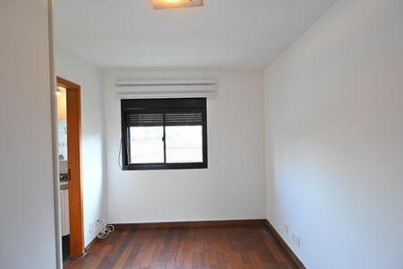 Apartamento para alugar com 130m², 3 quartos e 1 vaga Apartamento para alugar com 130m², 3 quartos e 1 vagaQuarto 3