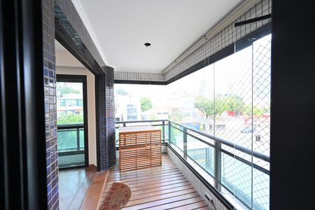 Apartamento para alugar com 130m², 3 quartos e 1 vaga Apartamento para alugar com 130m², 3 quartos e 1 vagaVista do Escritorio