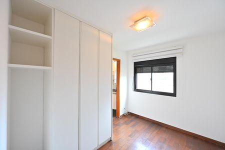 Apartamento para alugar com 130m², 3 quartos e 1 vaga Apartamento para alugar com 130m², 3 quartos e 1 vagaQuarto 3