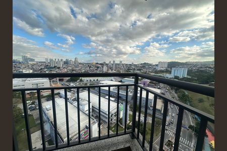 Varanda da Sala de apartamento para alugar com 3 quartos, 74m² em Jardim Tupanci, Barueri