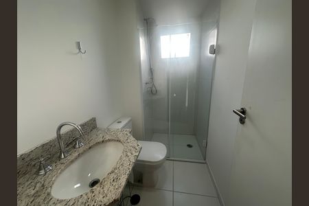 Apartamento para alugar com 74m², 3 quartos e 2 vagas Apartamento para alugar com 74m², 3 quartos e 2 vagasBanheiro Social