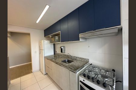 Apartamento para alugar com 74m², 3 quartos e 2 vagas Apartamento para alugar com 74m², 3 quartos e 2 vagasCozinha