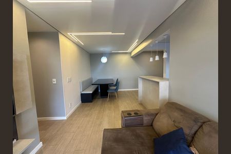Apartamento para alugar com 74m², 3 quartos e 2 vagas Apartamento para alugar com 74m², 3 quartos e 2 vagasSala