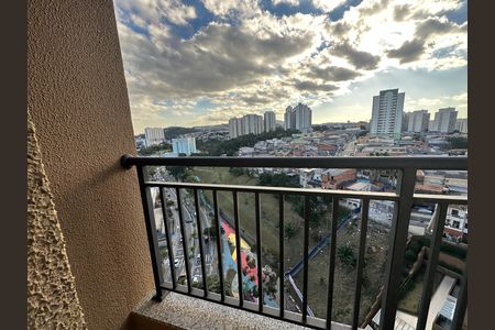 Apartamento para alugar com 74m², 3 quartos e 2 vagas Apartamento para alugar com 74m², 3 quartos e 2 vagasVaranda