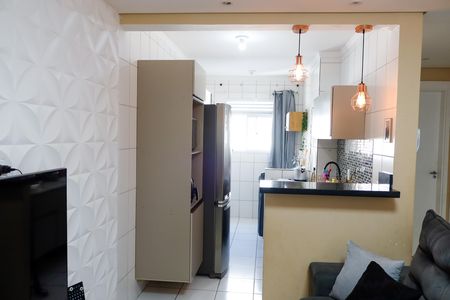 sala de apartamento para alugar com 2 quartos, 48m² em Metalúrgicos, Osasco