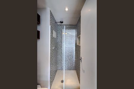 Studio à venda com 42m², 1 quarto e 1 vaga Studio à venda com 42m², 1 quarto e 1 vagaBanheiro