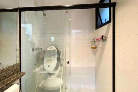 Apartamento à venda com 87m², 3 quartos e 2 vagas Apartamento à venda com 87m², 3 quartos e 2 vagasBanheiro