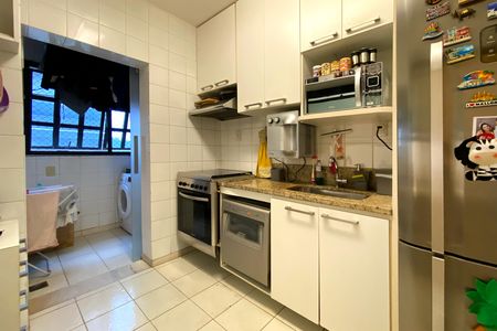 Apartamento à venda com 87m², 3 quartos e 2 vagas Apartamento à venda com 87m², 3 quartos e 2 vagasCozinha