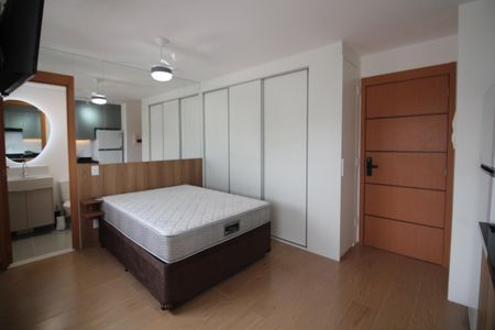 Sala/Cozinha de kitnet/studio para alugar com 1 quarto, 24m² em Centro, Osasco